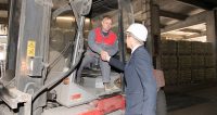 Landeshauptmann besucht Kirchdorfer Zementwerk am Tag der Arbeit. Foto: (c) FOTOKERSCHI.AT/KERSCHBAUMMAYR